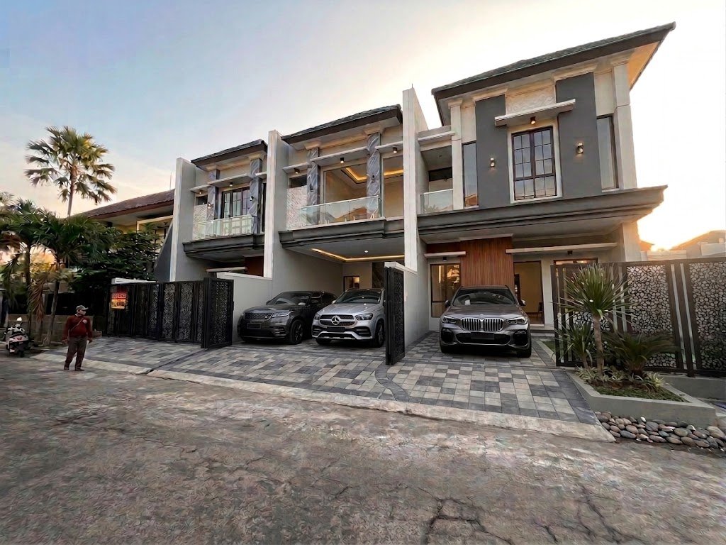 Under Construction Rumah Hook @Babatan Pantai Utara Mulyorejo, Surabaya