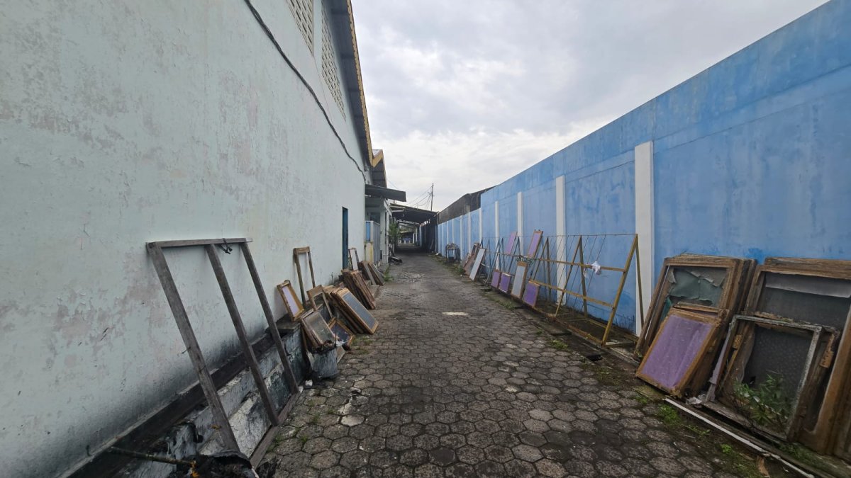 Gudang atau Pabrik Strategis Siap Pakai di Kawasan Industri Telukan - Foto 12