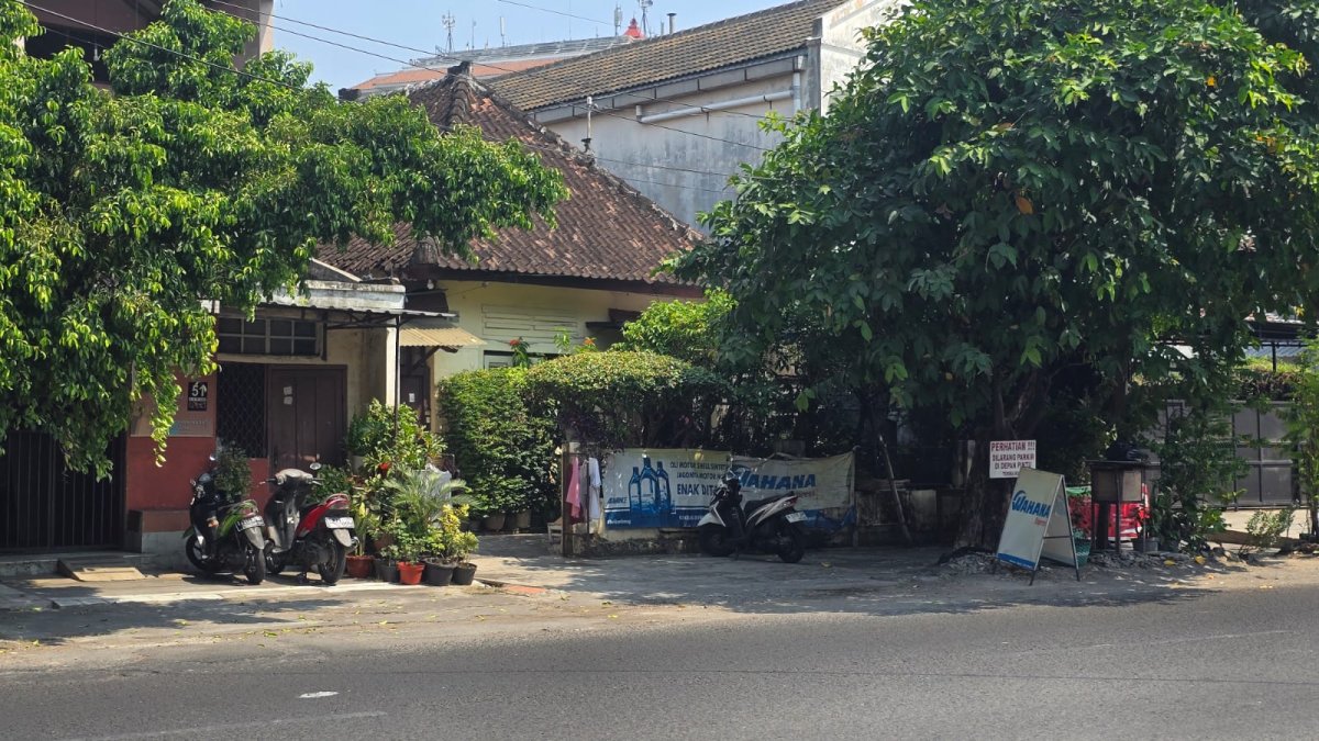 Rumah Lama Hitung Tanah Strategis di Jalan RM Said - Foto 9