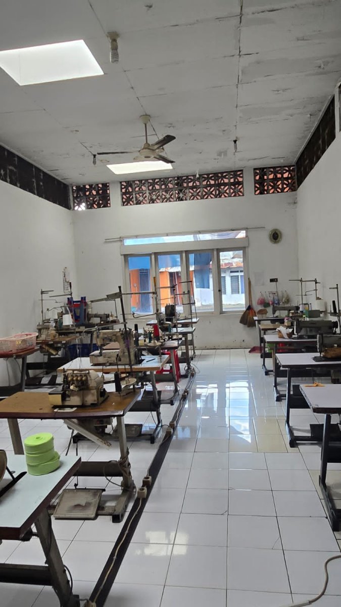 Rumah Mewah dan Gudang atau Ruang Usaha Super Strategis di Jalan Raya Adi Sucipto - Foto 15