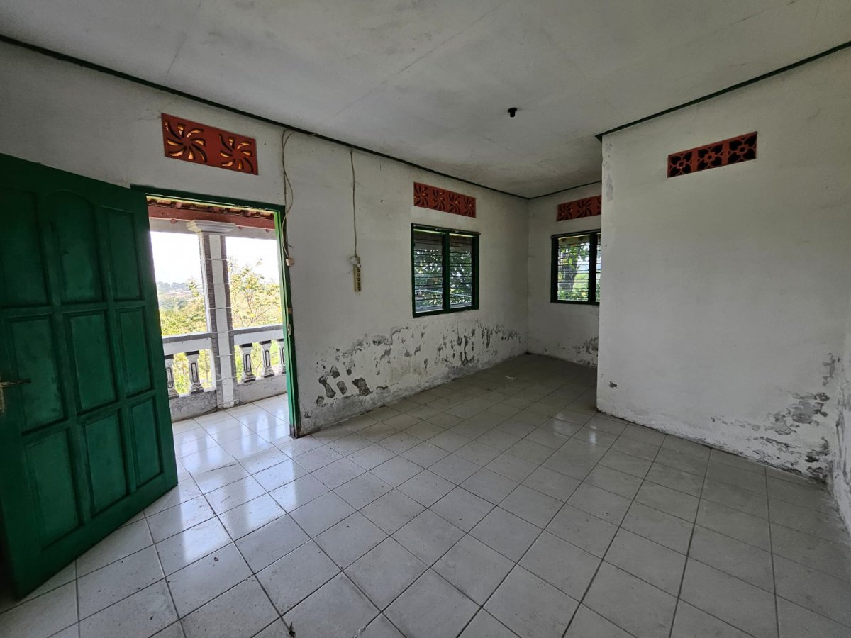Bekas Asrama 4 Lantai di Karangpandan - Foto 10