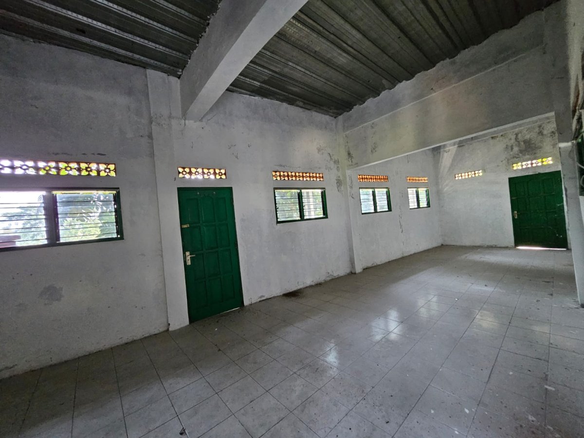 Bekas Asrama 4 Lantai di Karangpandan - Foto 14