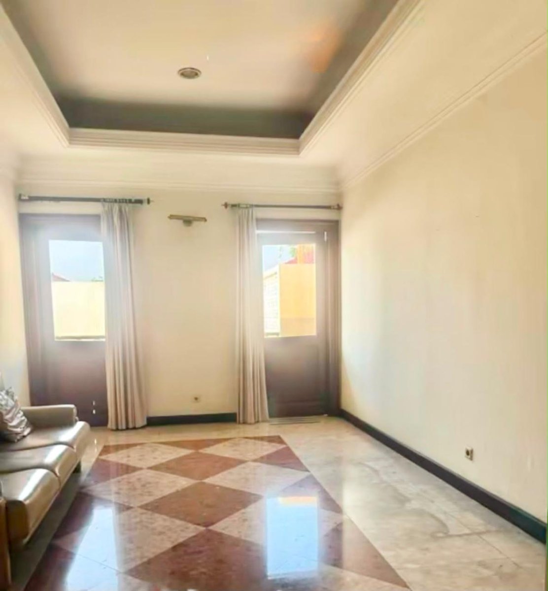 Dijual Rumah Di Bukit Gading Villa, Lingkungan Asri Dan Nyaman - Kelapa Gading, Jakarta Utara - Foto 3