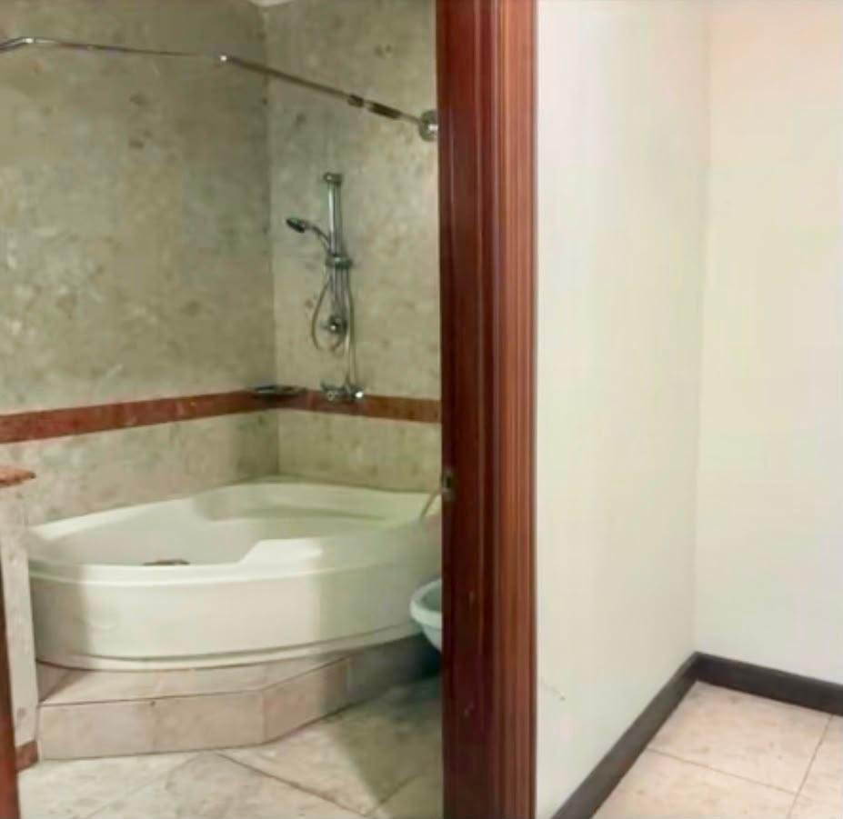 Dijual Rumah Di Bukit Gading Villa, Lingkungan Asri Dan Nyaman - Kelapa Gading, Jakarta Utara - Foto 8