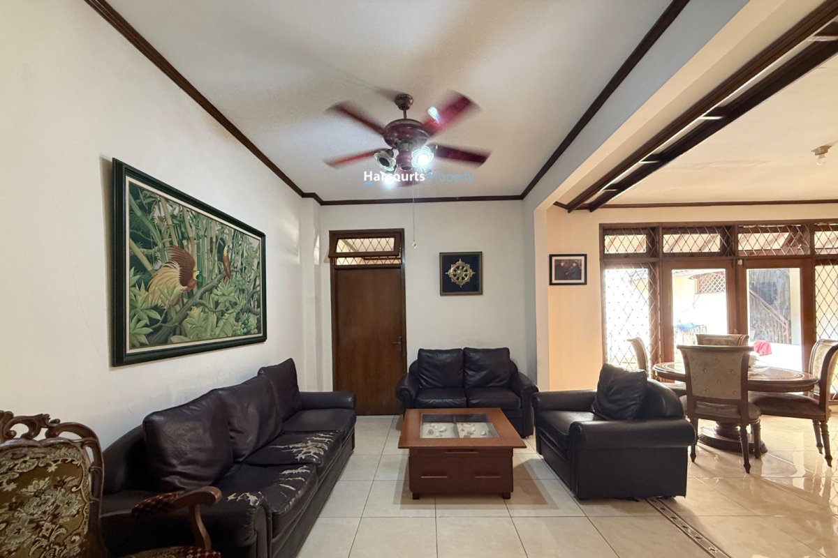 Rumah Klasik Siap Huni  1 Lantai Lokasi Strategis Area Proklamasi, Jakarta Pusat - Foto 5