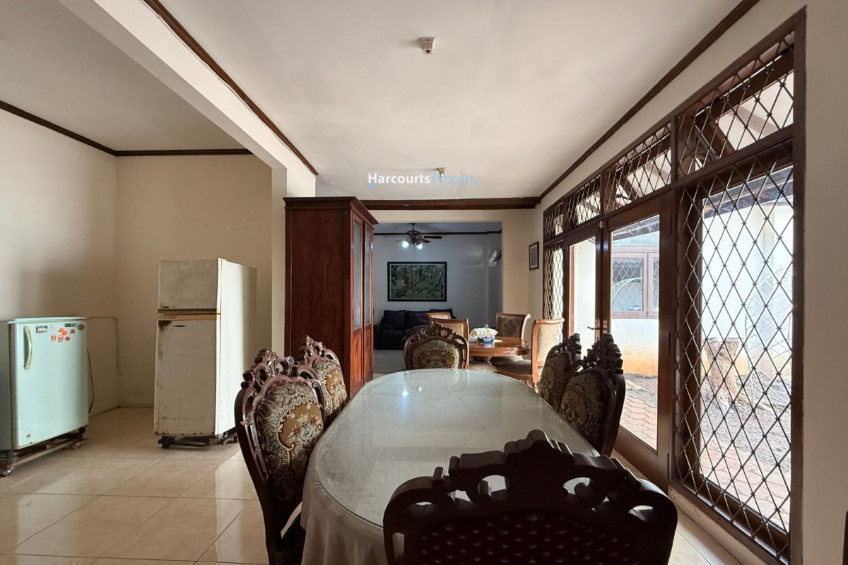 Rumah Klasik Siap Huni  1 Lantai Lokasi Strategis Area Proklamasi, Jakarta Pusat - Foto 6