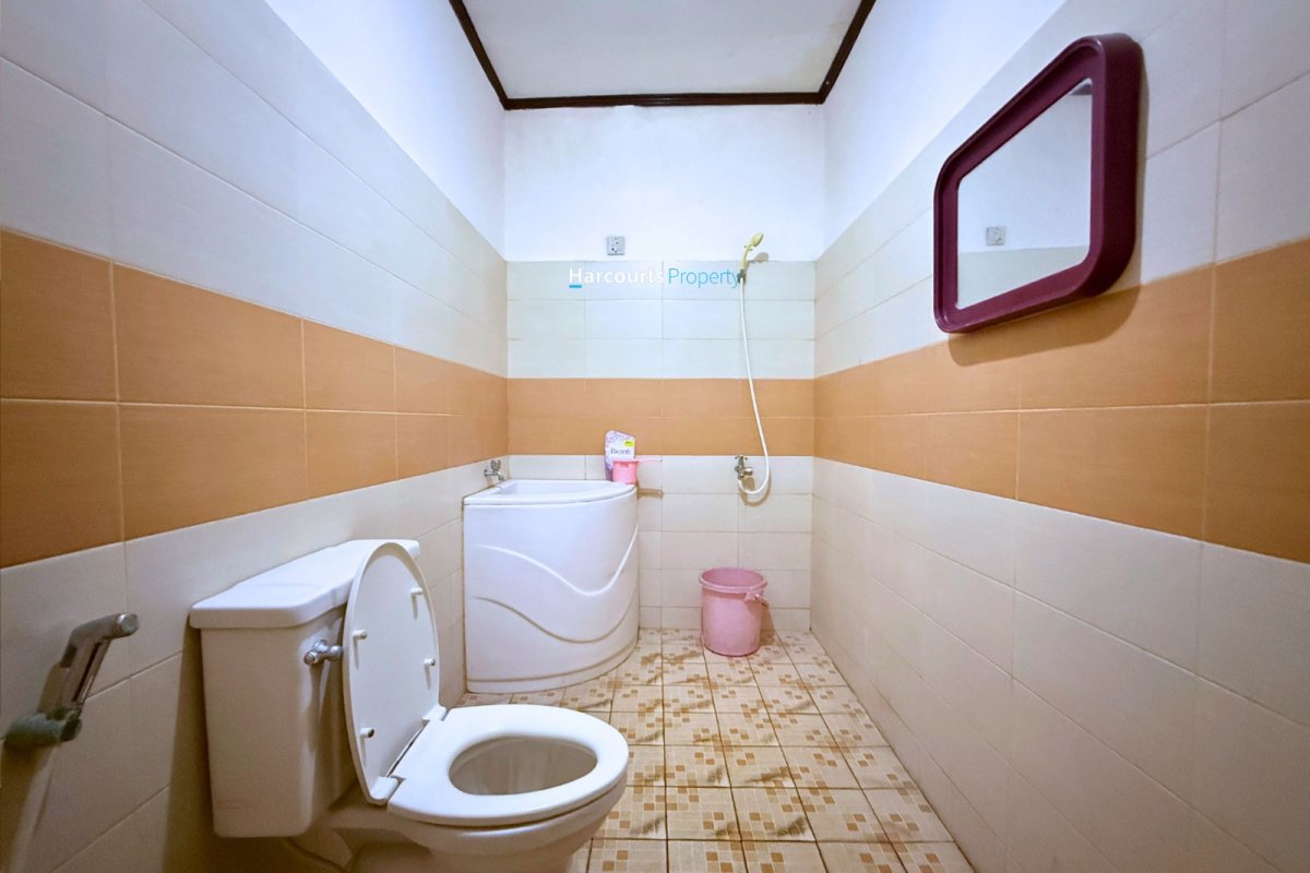 Rumah Klasik Siap Huni  1 Lantai Lokasi Strategis Area Proklamasi, Jakarta Pusat - Foto 9