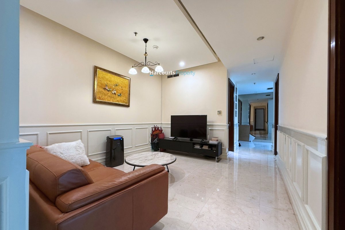 Apartement 3 Bedroom Semi Furnished Pakubuwono Residence Tower Cotton Wood - Foto 3