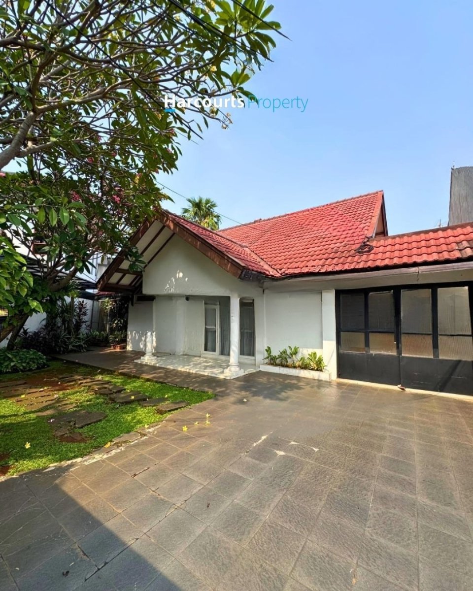 Dijual Rumah Hunian Tropikal Lokasi Tenang Area SCBD Kebayoran Baru