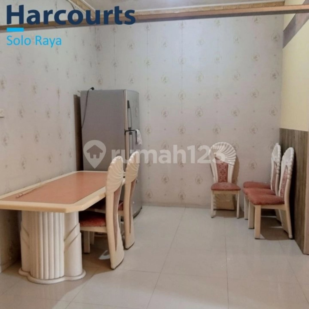 Rumah Bagus di Perumahan Bergengsi Solo Baru - Foto 8