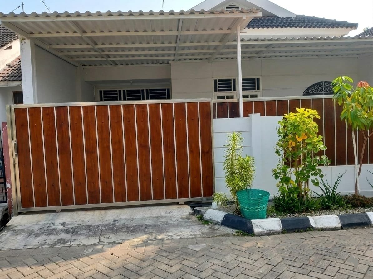 Rumah Siap Huni di Perumahan Bergengsi, Solo Baru - Foto 2