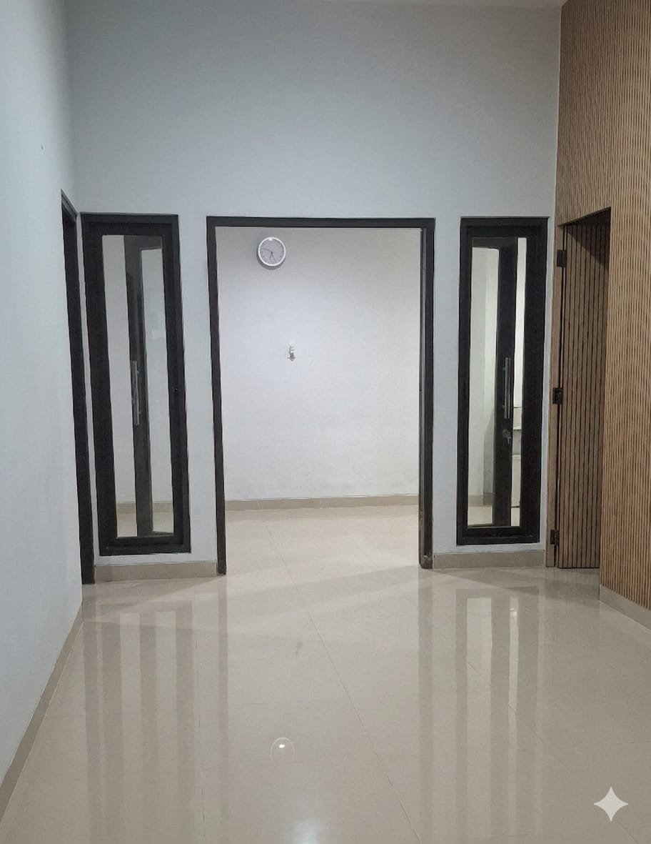 Rumah Bagus Minimalis di Perumahan One Gate System, Baturan - Foto 2