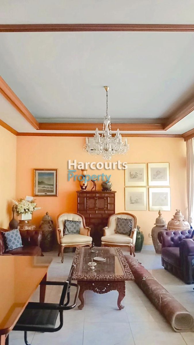 Dijual Rumah Lama Lokasi Strategis Area Kuningan - Foto 2