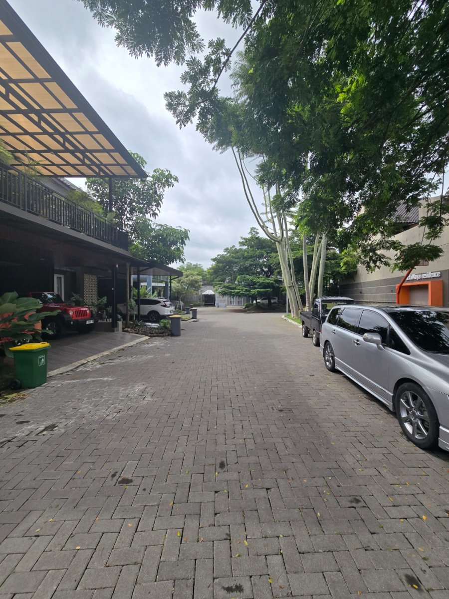 Rumah Bagus Minimalis di Cluster Elite Tirtamaya Residence Gentan - Foto 2