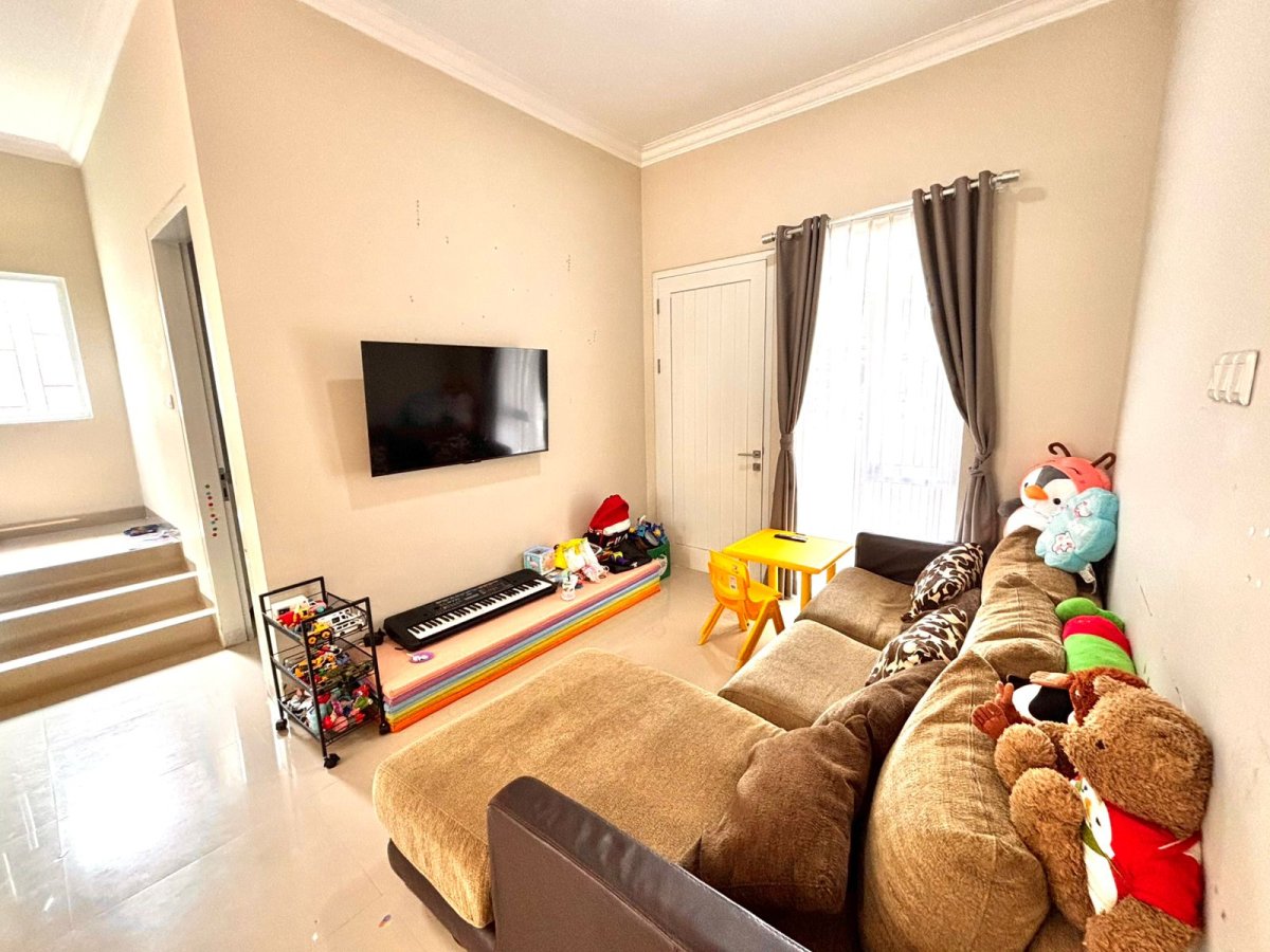 Rumah Bagus Minimalis di Cluster Elite Tirtamaya Residence Gentan - Foto 5