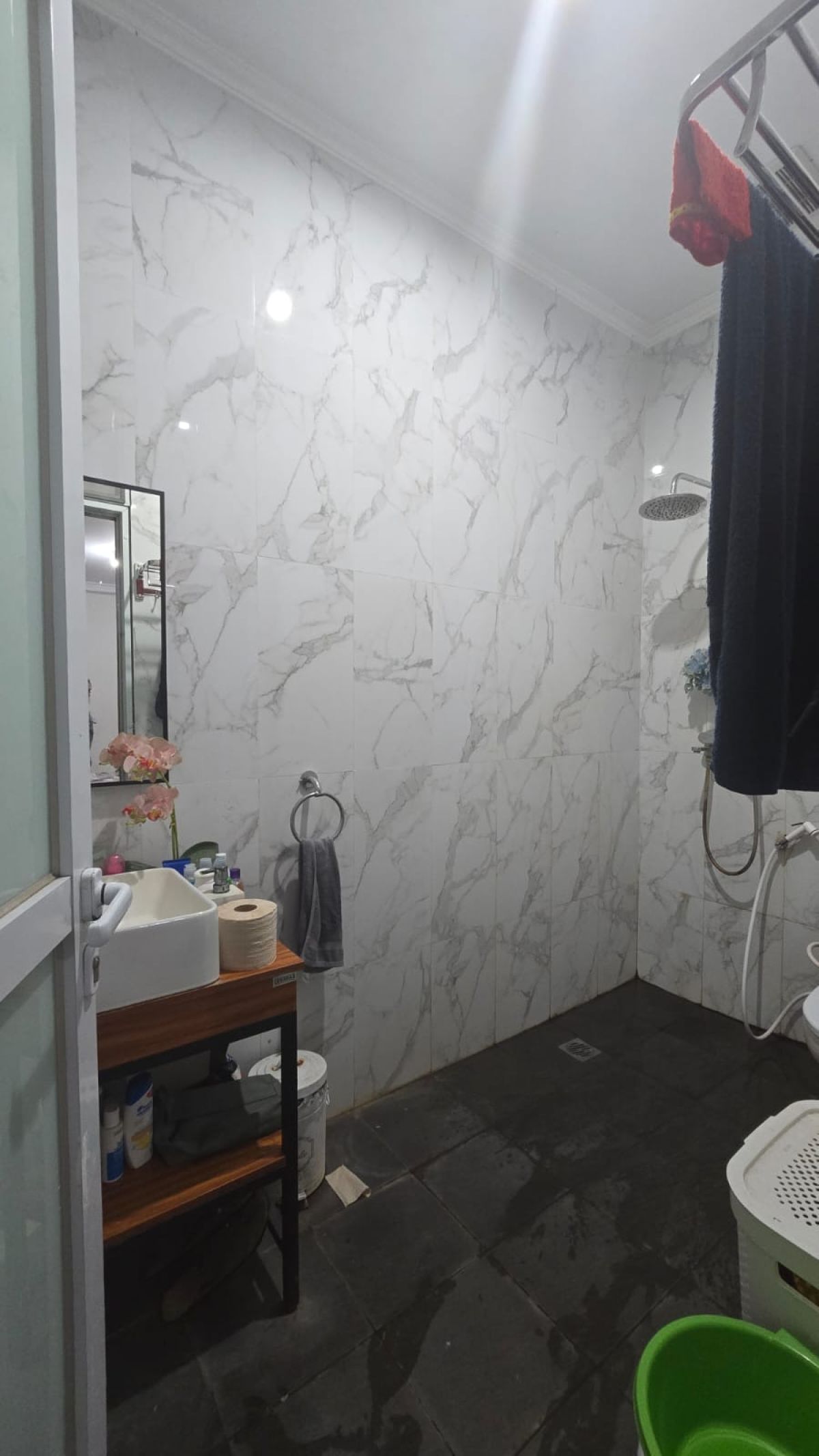 Rumah Bagus Siap Huni di Perumahan Solo Baru - Foto 2