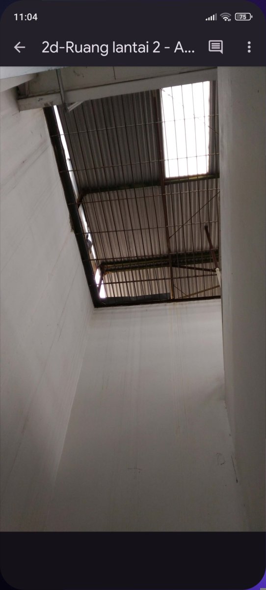 Disewakan  Ruko Strategis 3 Lantai di  Jalan Ir Soekarno Solo Baru - Foto 3