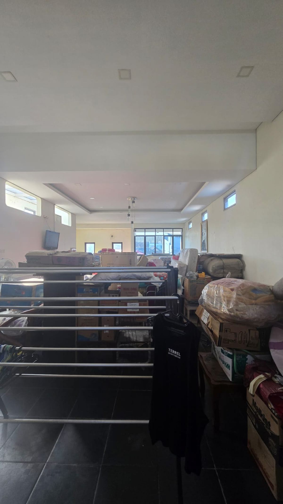Rumah Bagus Terawat dengan Bangunan Berkualitas di Perumahan Solo Baru - Foto 11
