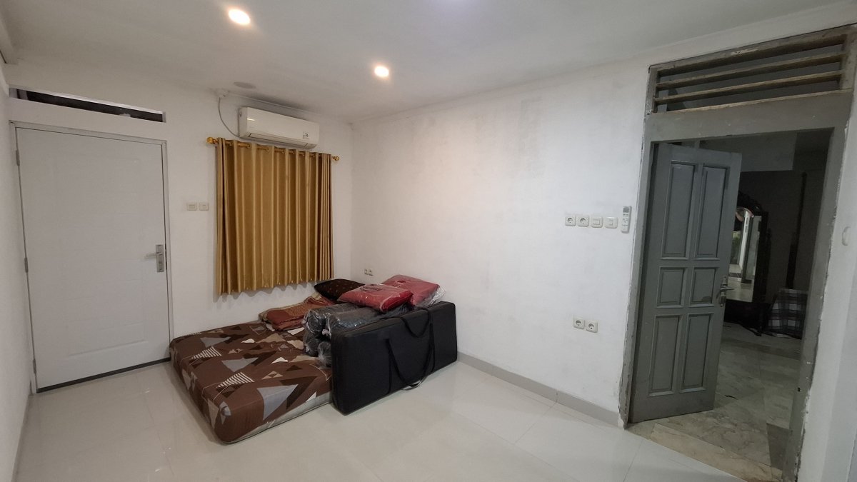 Rumah 2 Lantai | Jati Pulo Gadung Jaktim | SHM | LT 397 | LB 352 | TURUN HARGA - Foto 4