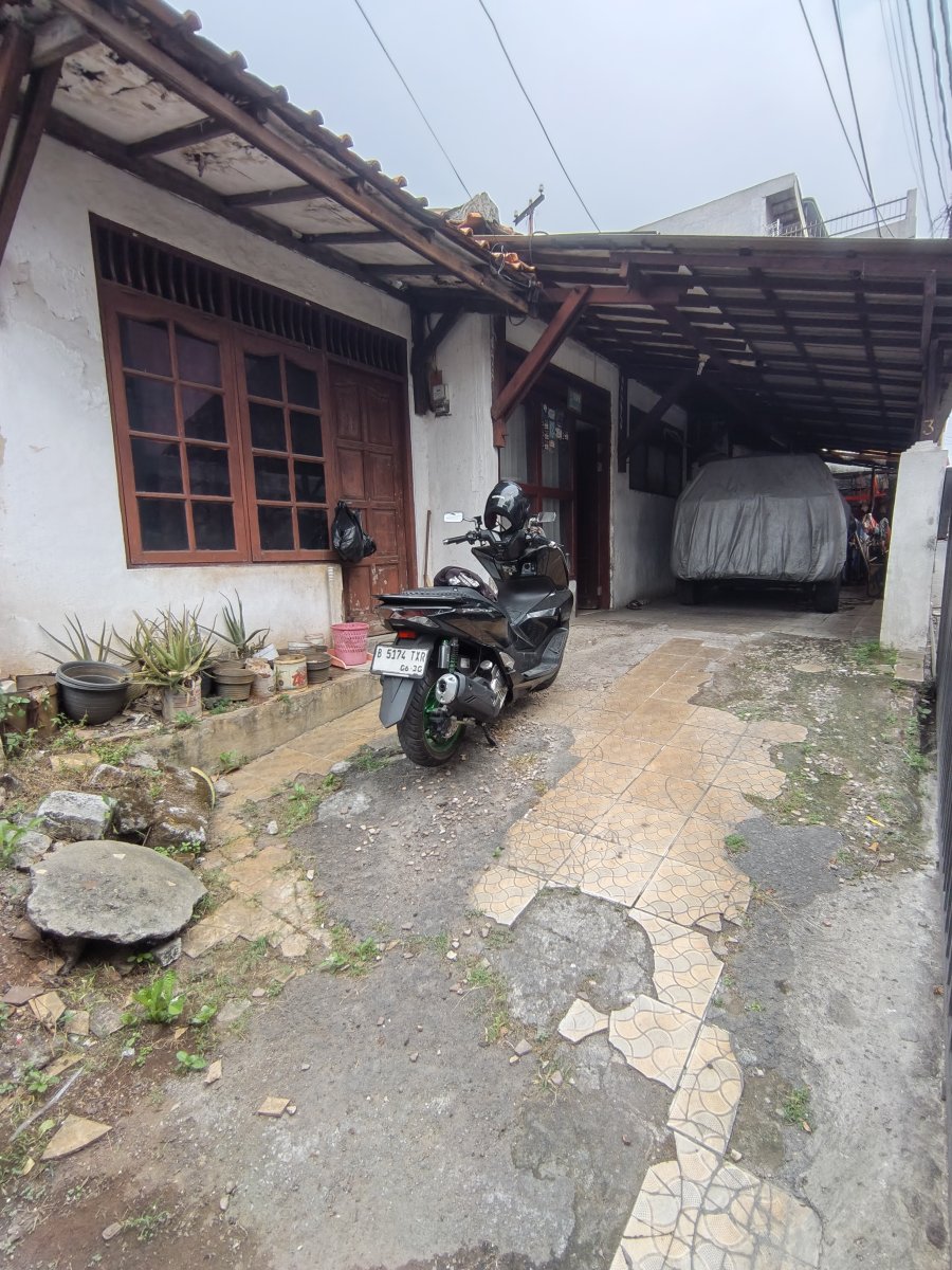 BU Rumah | Kebon Pala Halim, JakTim | LT 188  LB 120 | SHM | Hook - Foto 4