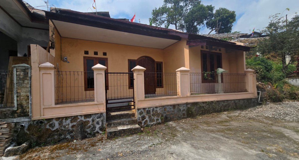 Rumah Baru Siap Huni di Tawangmangu Karanganyar Solo