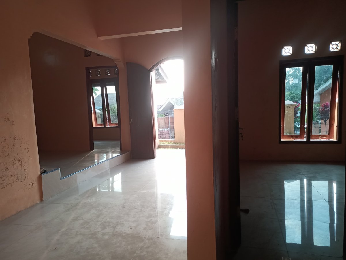 Rumah Baru Siap Huni di Tawangmangu Karanganyar Solo - Foto 9