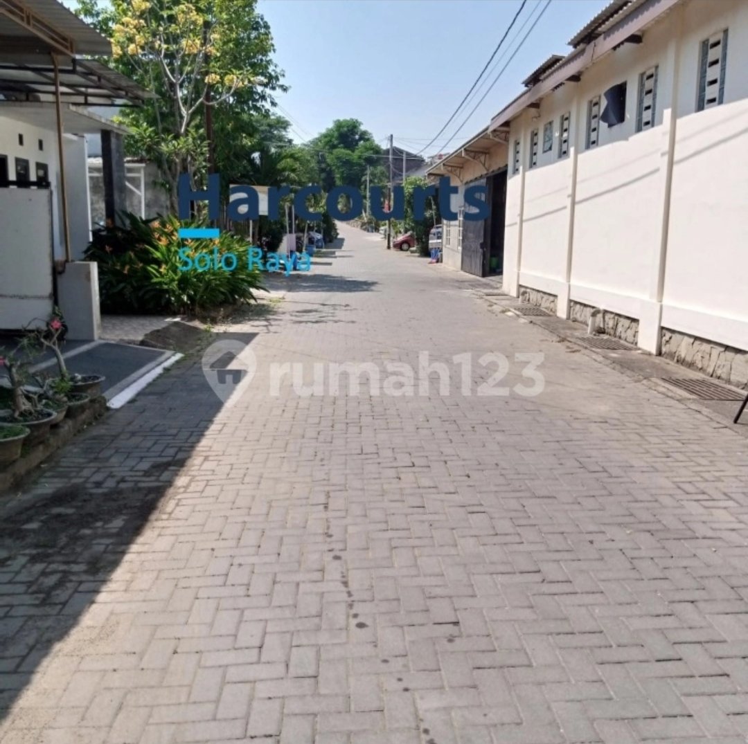 Rumah Minimalis Modern di Cluster Exclusive Wonorejo - Foto 4