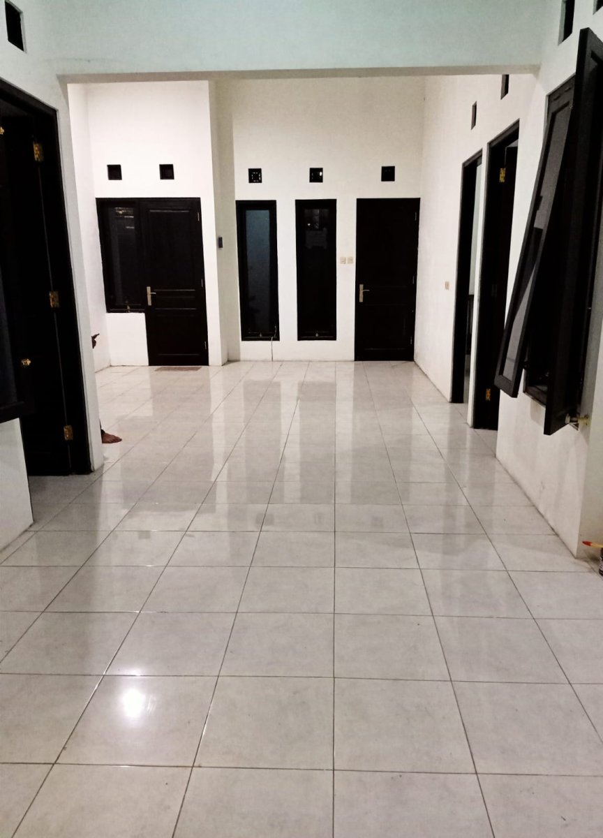 Rumah Minimalis Modern di Cluster Exclusive Wonorejo - Foto 11