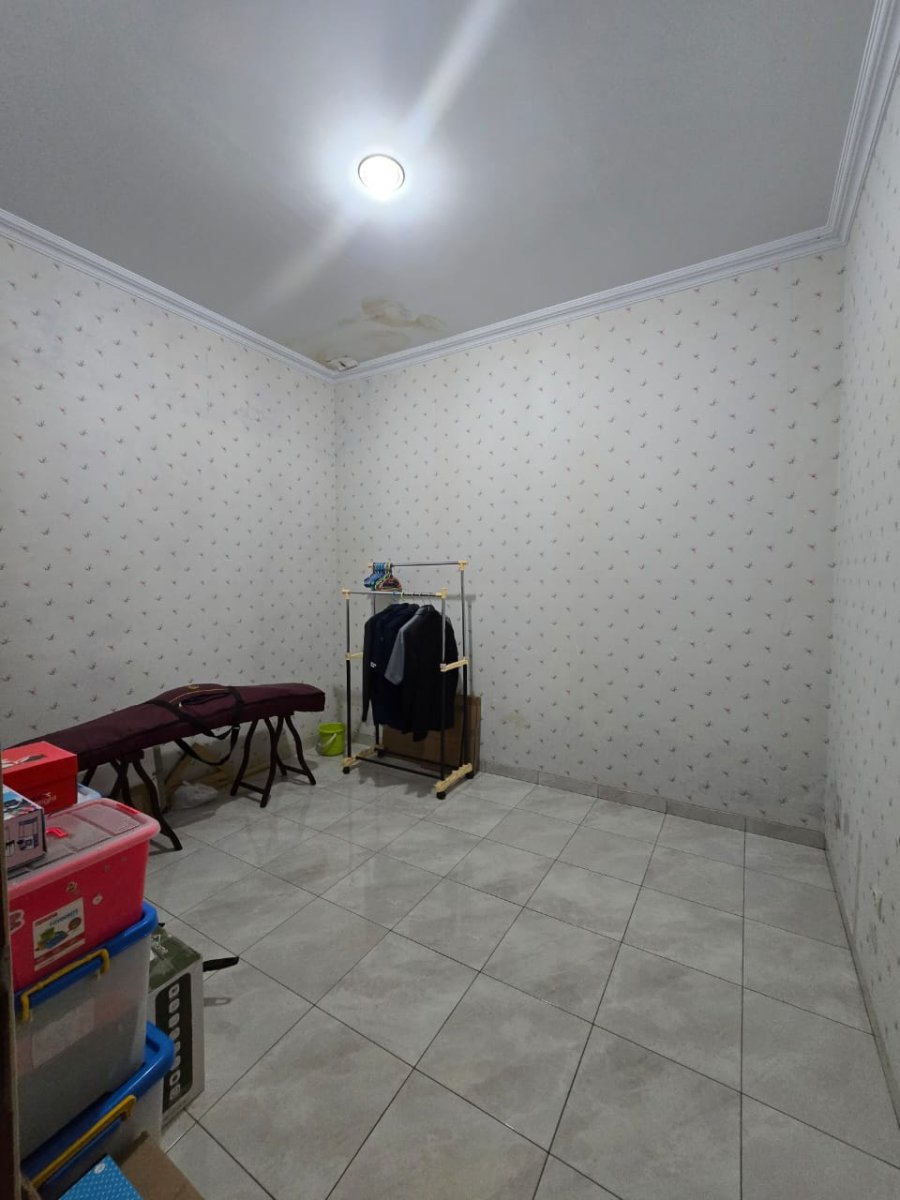 Rumah Bagus & Bersih Siap Huni di Cluster Elite Madegondo - Foto 12