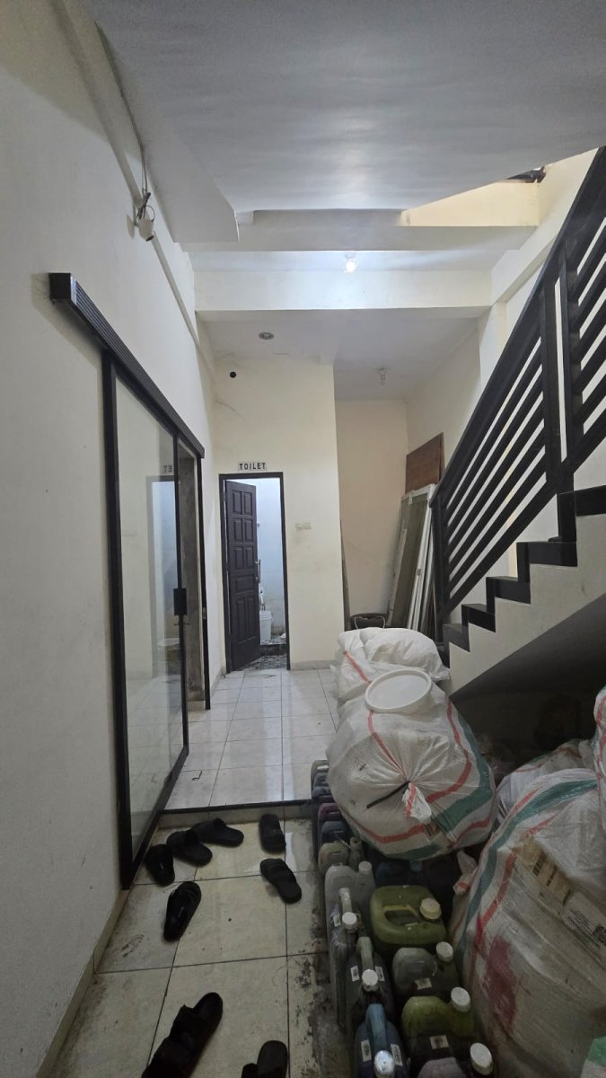 Ruko Strategis Dekat Keraton Mangkunegaran - Foto 12