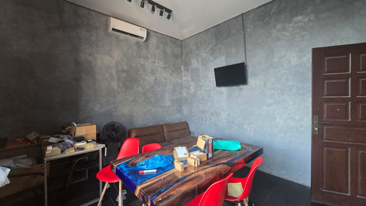 Ruko Strategis Dekat Keraton Mangkunegaran - Foto 14