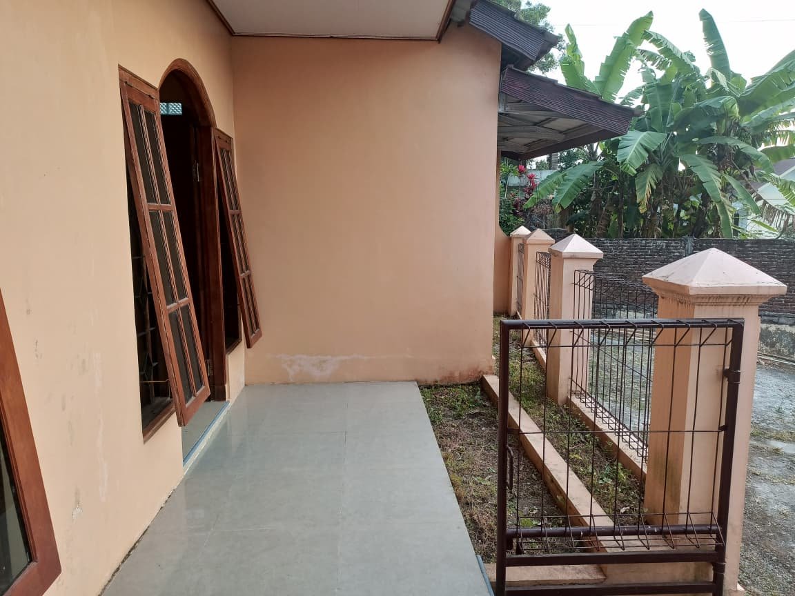 Rumah Baru Belum Pernah Dihuni di Tawangmangu Karanganyar - Foto 3