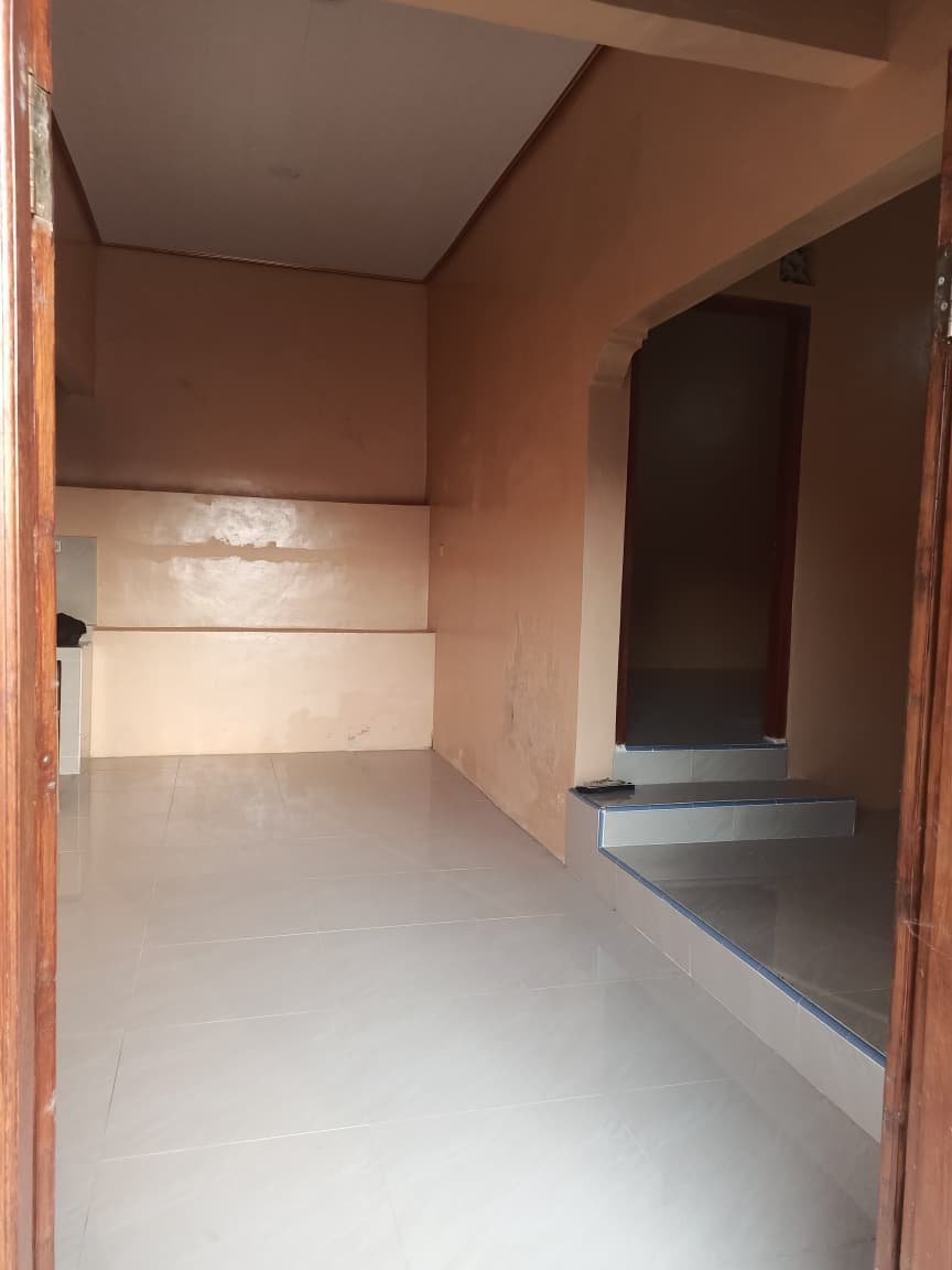 Rumah Baru Belum Pernah Dihuni di Tawangmangu Karanganyar - Foto 4