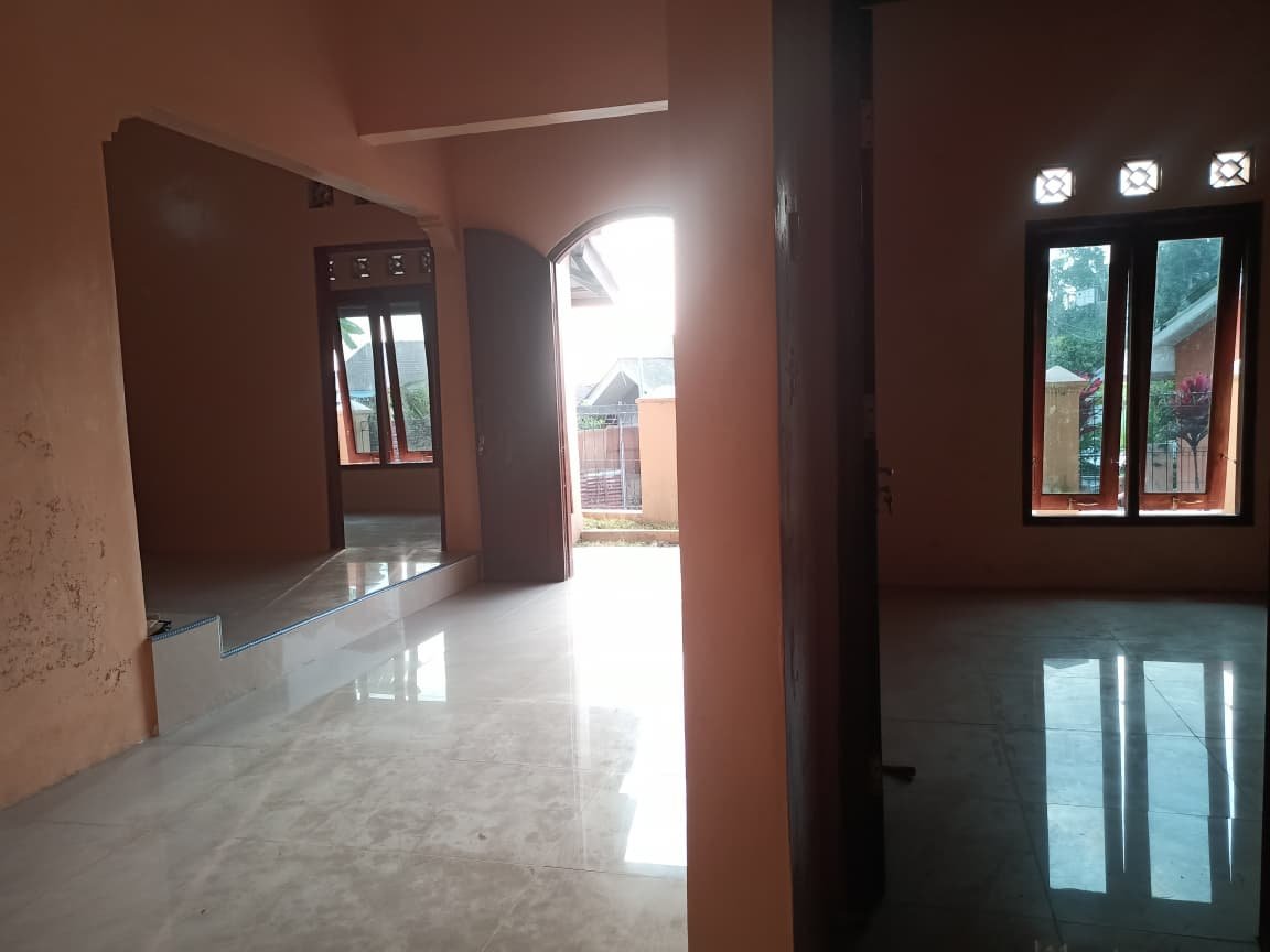 Rumah Baru Belum Pernah Dihuni di Tawangmangu Karanganyar - Foto 7
