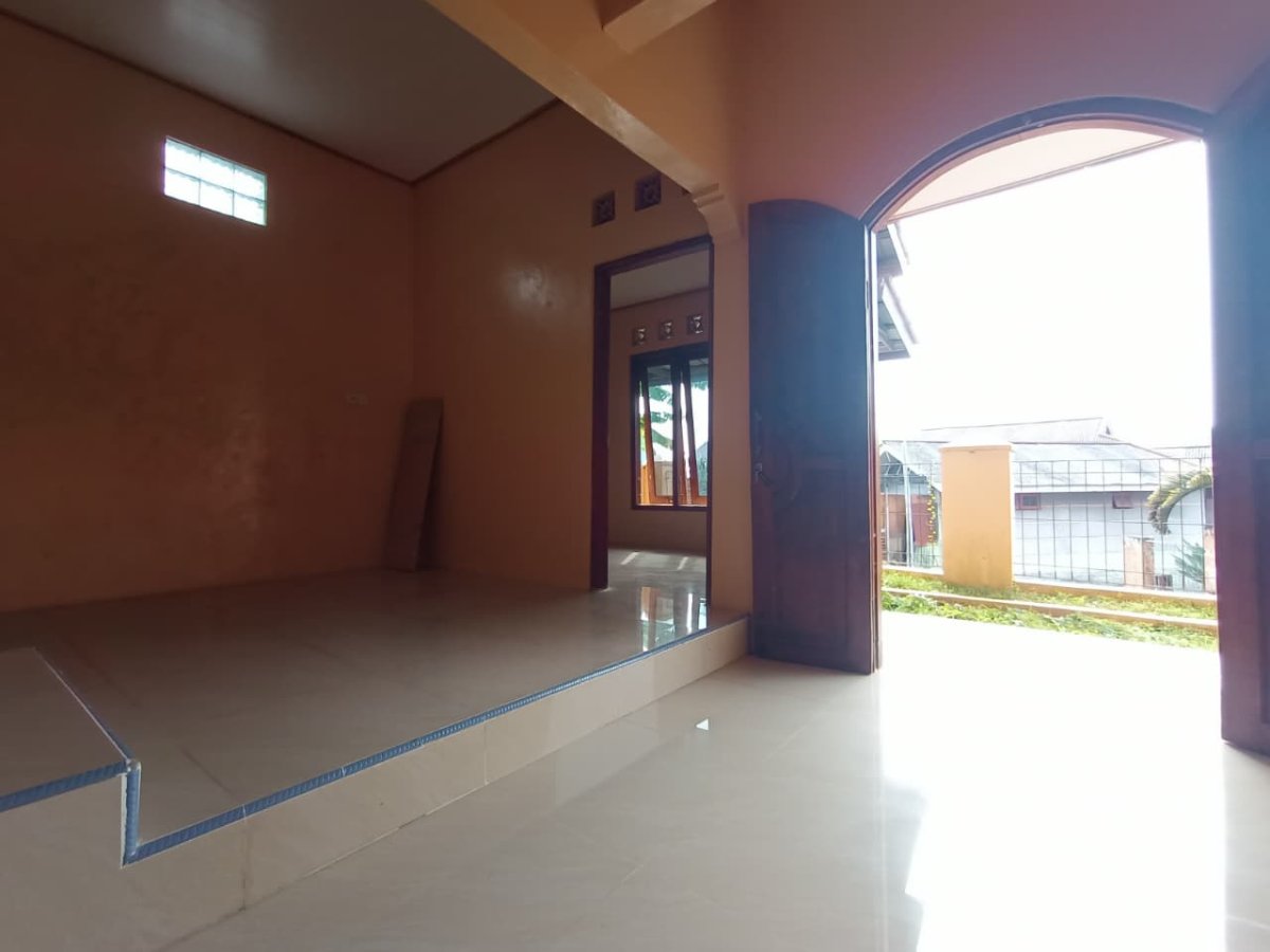 Rumah Baru Belum Pernah Dihuni di Tawangmangu Karanganyar - Foto 10
