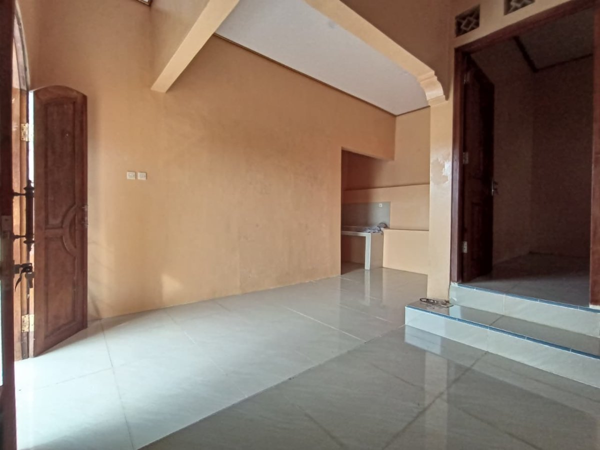Rumah Baru Belum Pernah Dihuni di Tawangmangu Karanganyar - Foto 11