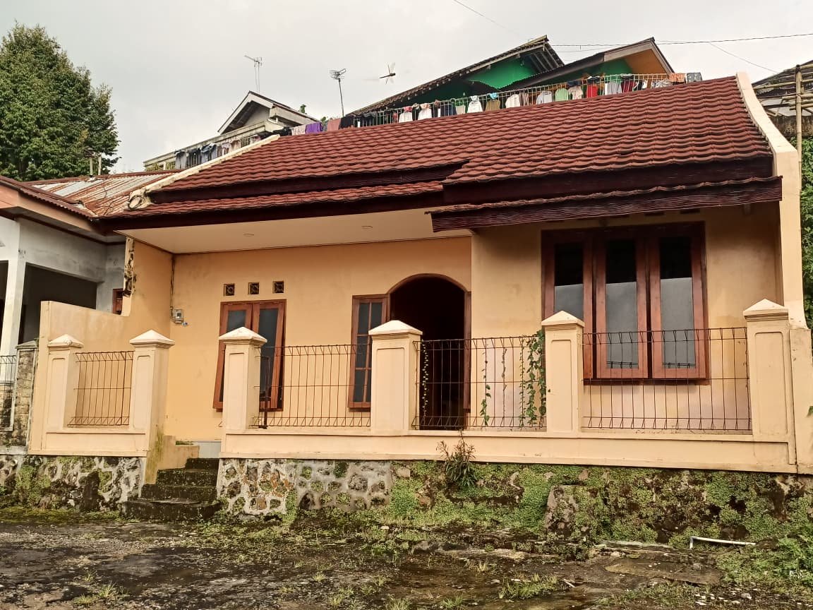 Rumah Baru Belum Pernah Dihuni di Tawangmangu Karanganyar - Foto 12