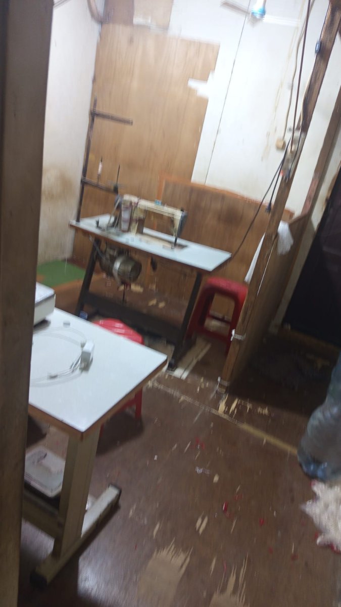 Disewakan Rumah 3 Lantai daerah Roxy Unfurnished - Jakarta Pusat - Foto 3