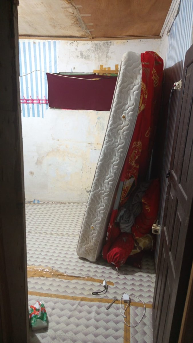 Disewakan Rumah 3 Lantai daerah Roxy Unfurnished - Jakarta Pusat - Foto 7