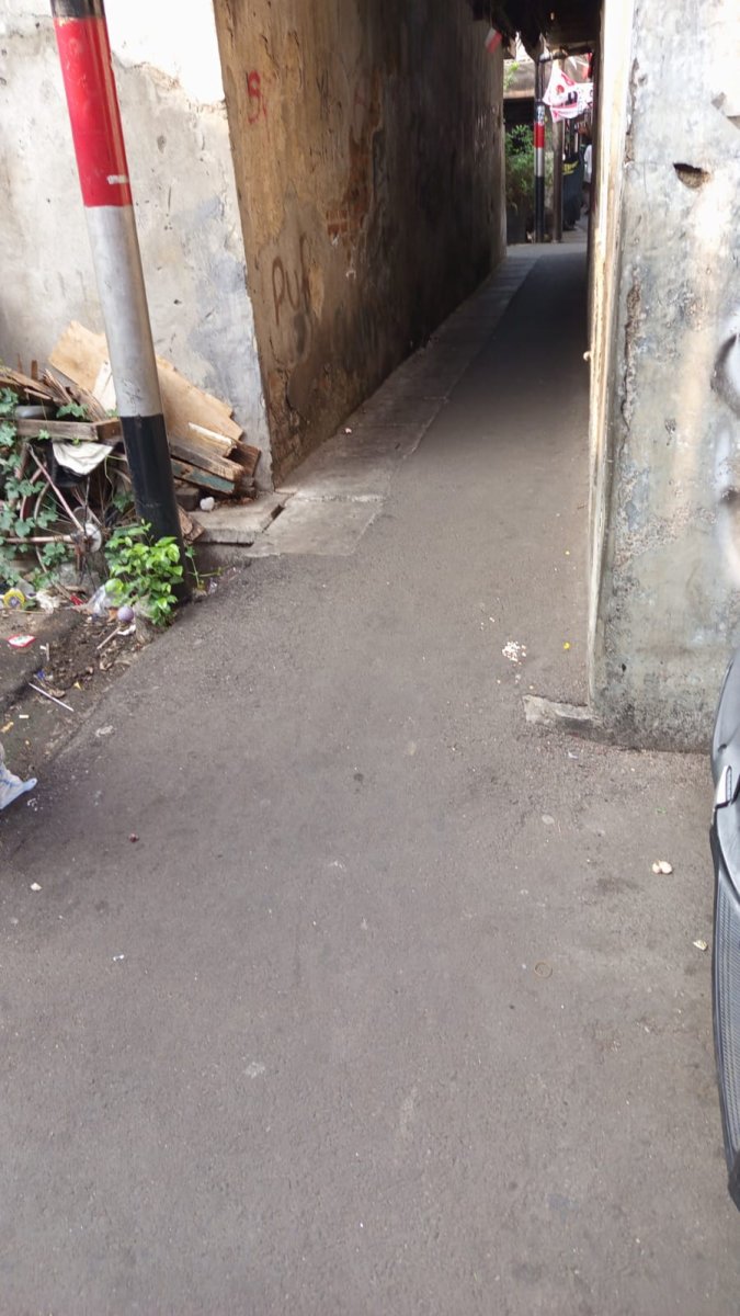 Disewakan Rumah 3 Lantai daerah Roxy Unfurnished - Jakarta Pusat - Foto 9