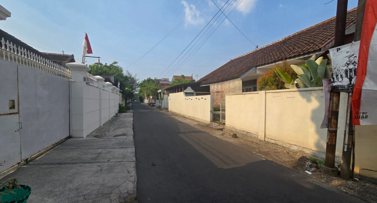 Rumah Hitung Tanah Di Jalan Mangga Jajar Laweyan Solo - Foto 3
