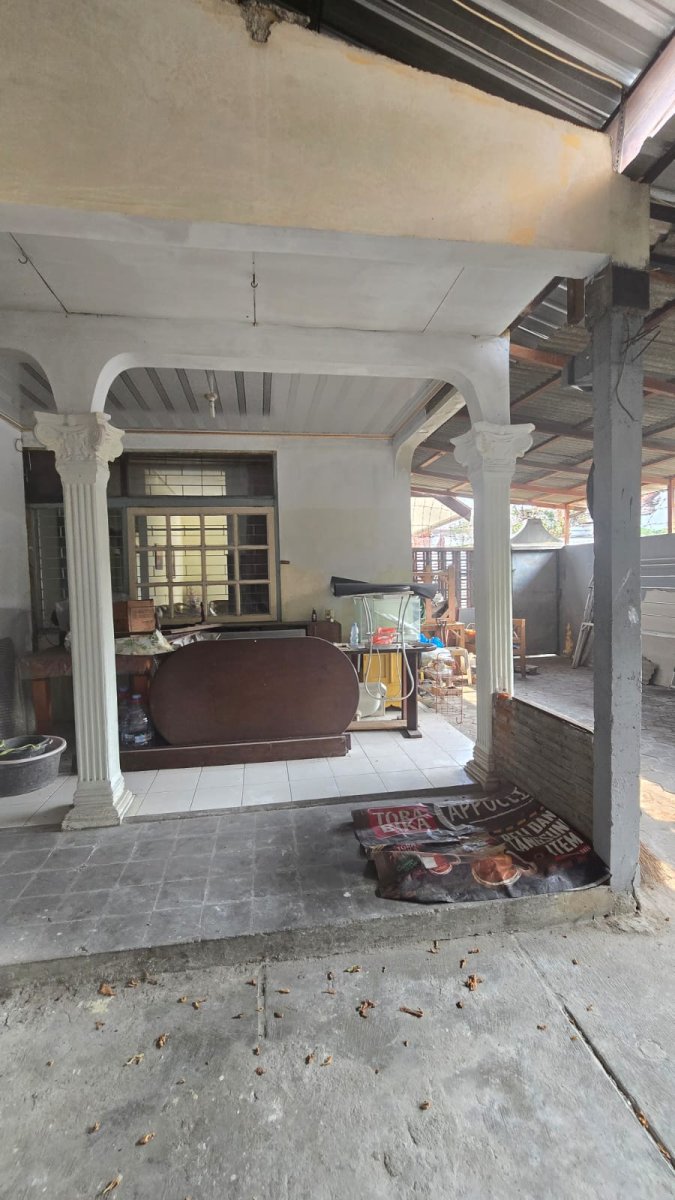 Rumah Hitung Tanah Di Jalan Mangga Jajar Laweyan Solo - Foto 14