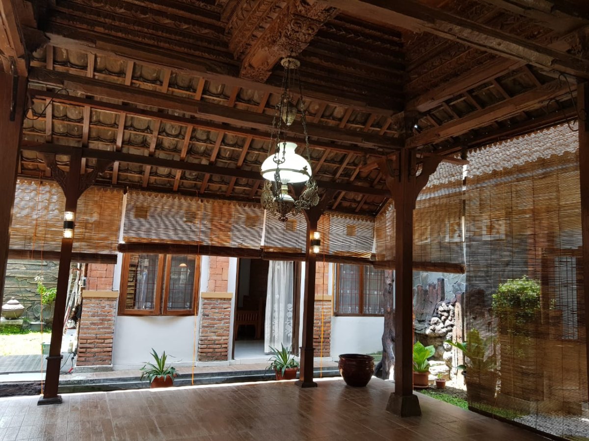 Rumah Joglo Antik di Kadipiro Banjarsari Solo - Foto 5
