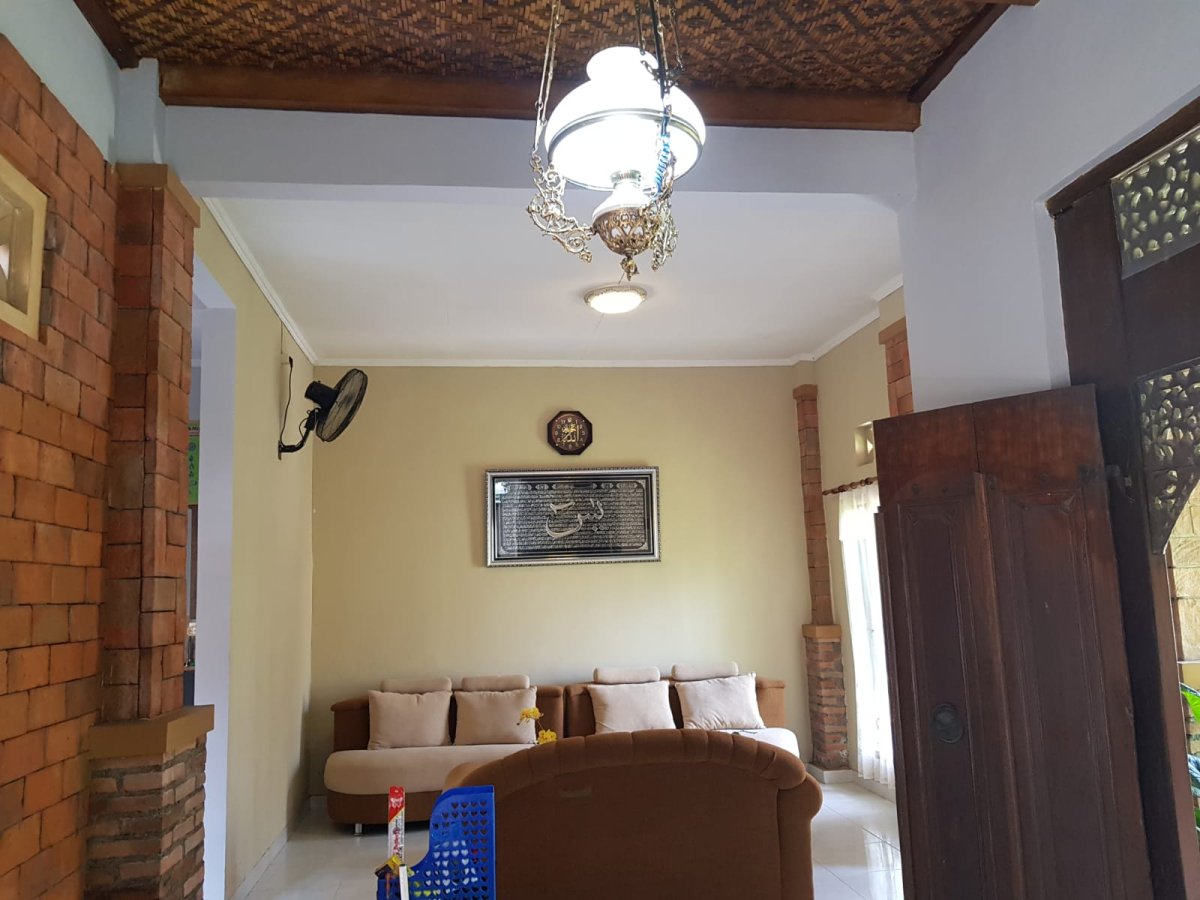Rumah Joglo Antik di Kadipiro Banjarsari Solo - Foto 14