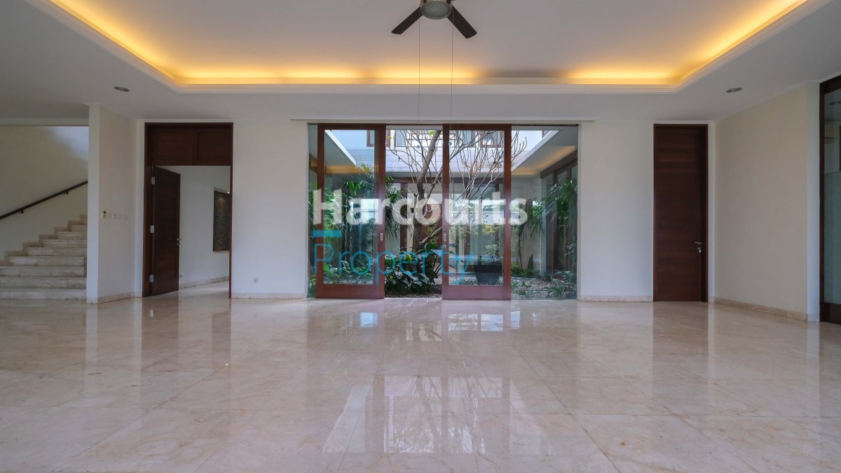 Disewakan Rumah Double Gate Modern Area Pejaten - Foto 2