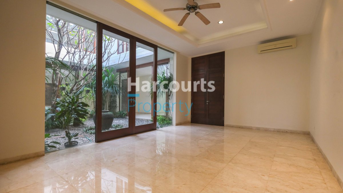 Disewakan Rumah Double Gate Modern Area Pejaten - Foto 3