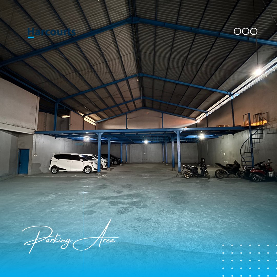 KOST & PENGINAPAN REDDOORZ PINGGIR JALAN BESAR DEKAT PUSAT KOTA DAN GERBANG TOL KARAWANG - Foto 4