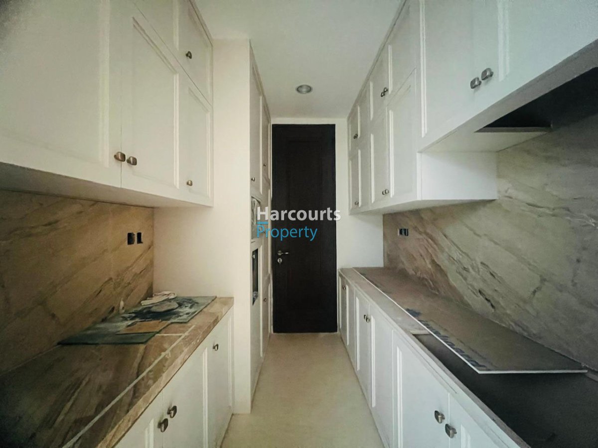 Disewakan Rumah Hunian Modern 2 Lantai Area Kebayoran Baru - Foto 5