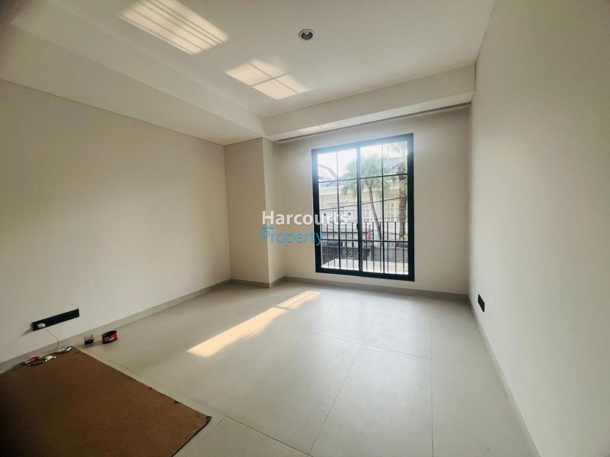 Disewakan Rumah Hunian Modern 2 Lantai Area Kebayoran Baru - Foto 10