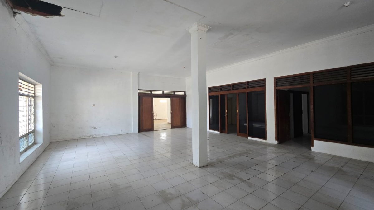 Rumah Hitung Tanah Strategis di Jalan Pandanaran Boyolali - Foto 2